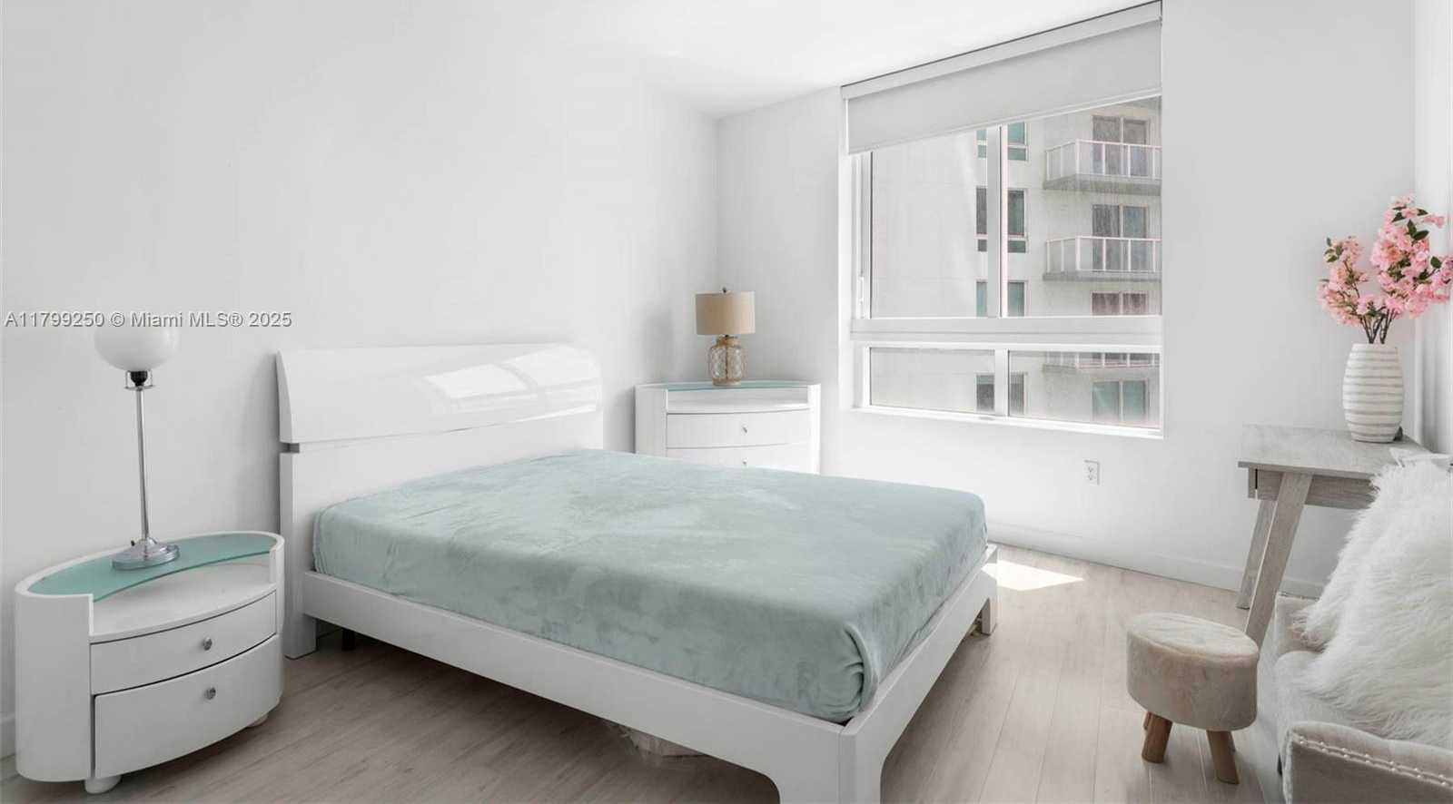 Small Image of 1900 NORTH BAYSHORE DR #2519, Miami Number 10