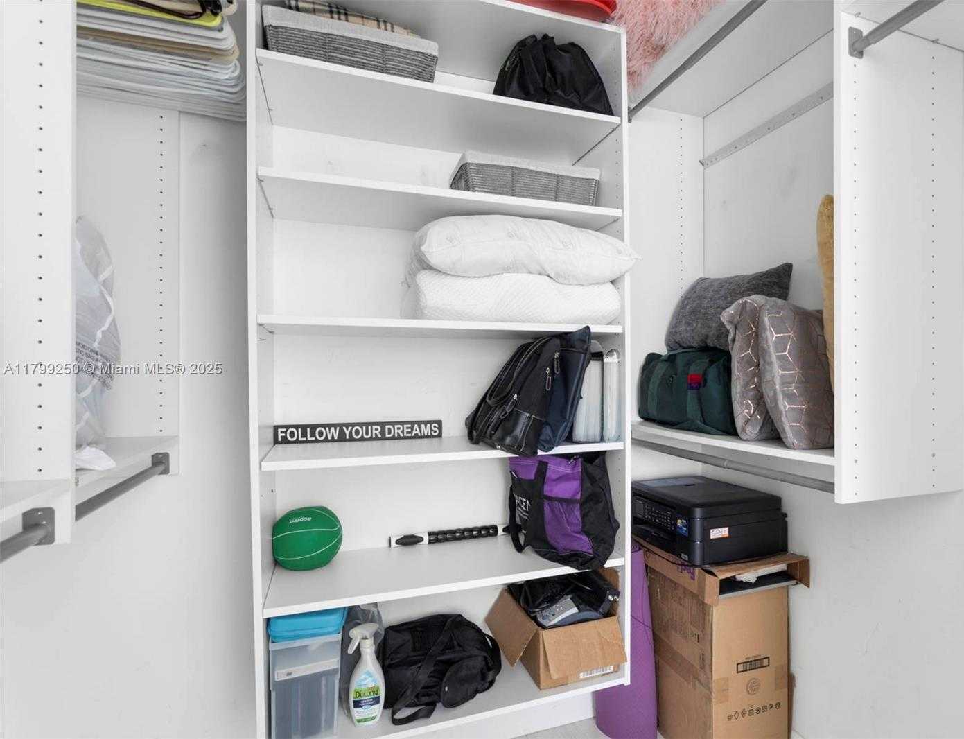 Small Image of 1900 NORTH BAYSHORE DR #2519, Miami Number 11