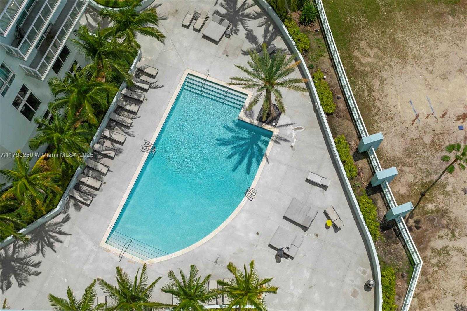 Small Image of 1900 NORTH BAYSHORE DR #2519, Miami Number 20