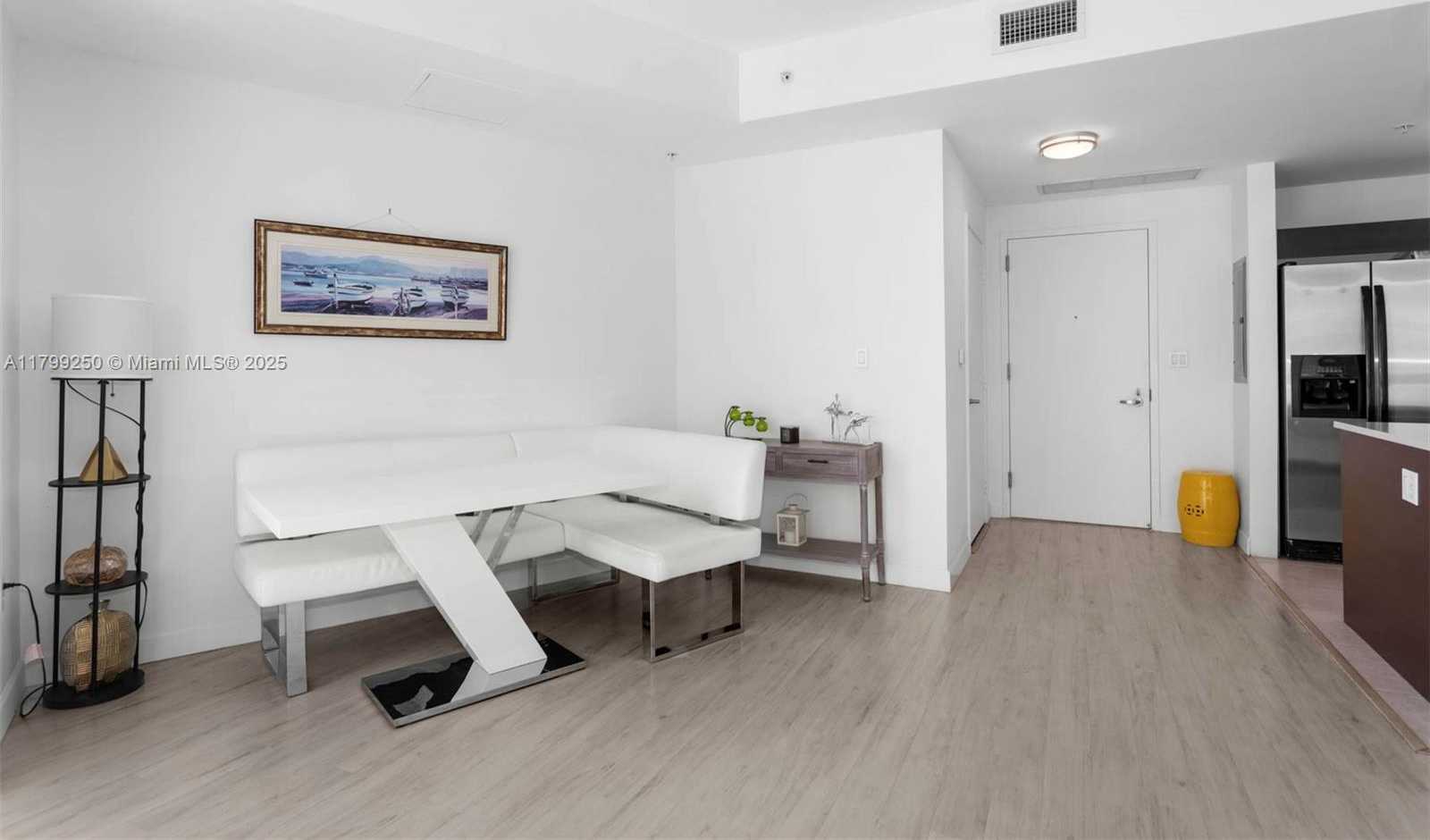 Small Image of 1900 NORTH BAYSHORE DR #2519, Miami Number 4