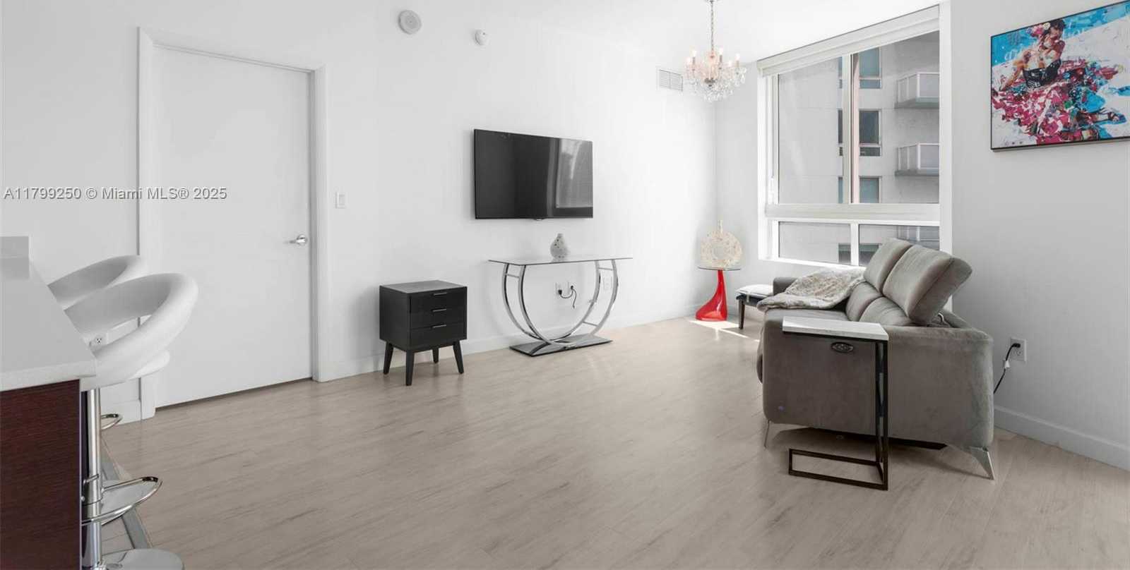 Small Image of 1900 NORTH BAYSHORE DR #2519, Miami Number 7