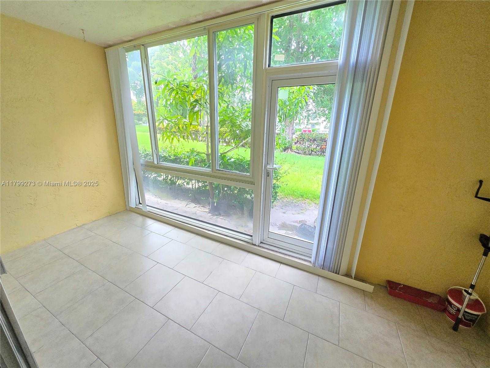 Small Image of 1106 BAHAMA BND #D1, Coconut Creek Number 3