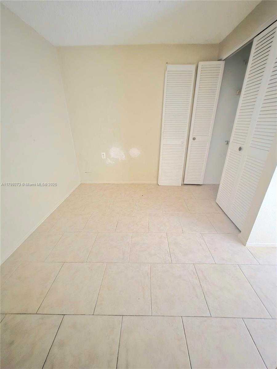 Small Image of 1106 BAHAMA BND #D1, Coconut Creek Number 7