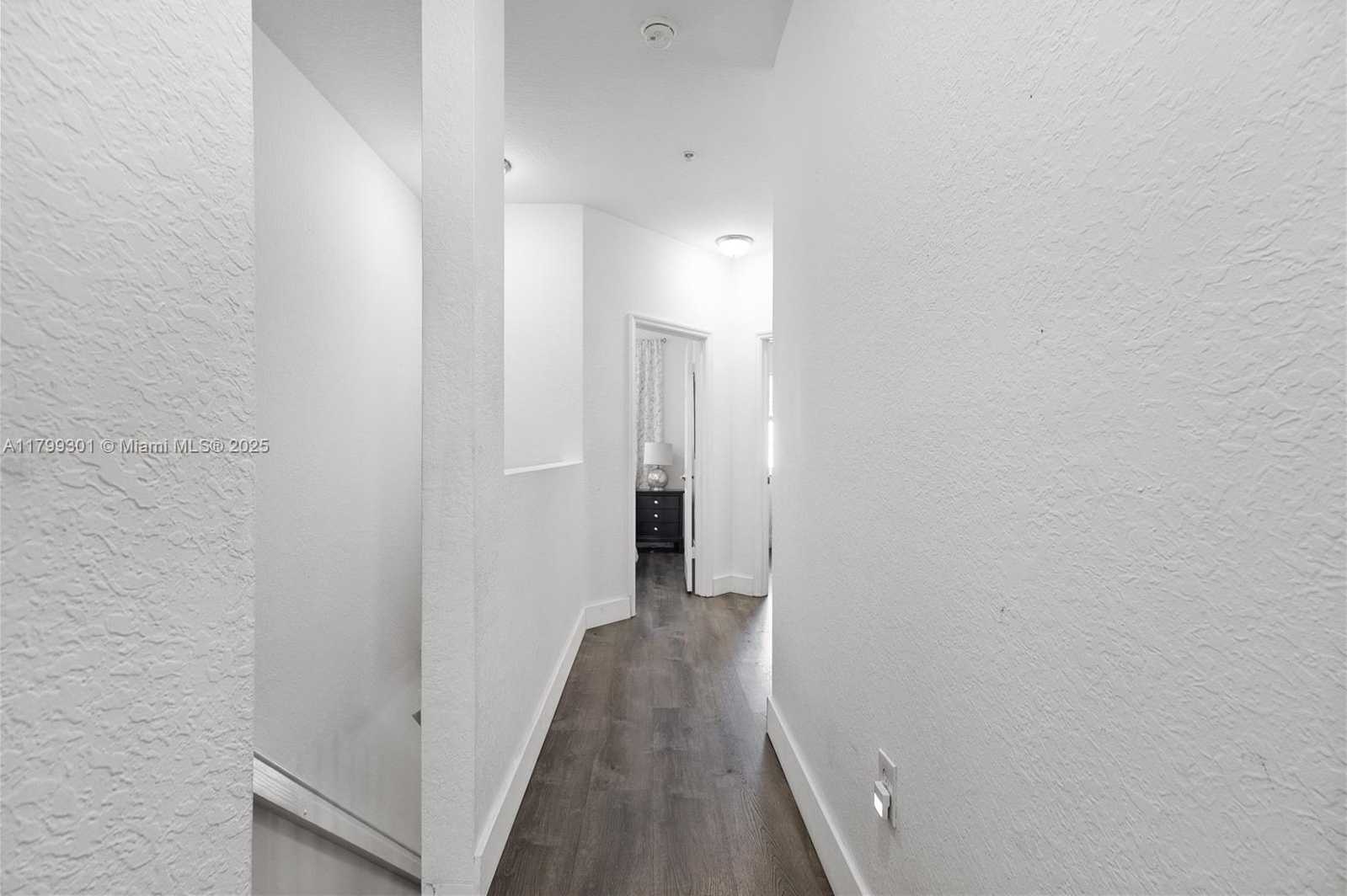 Small Image of 5640 NORTH WEST 115TH CT #204, Doral Number 16