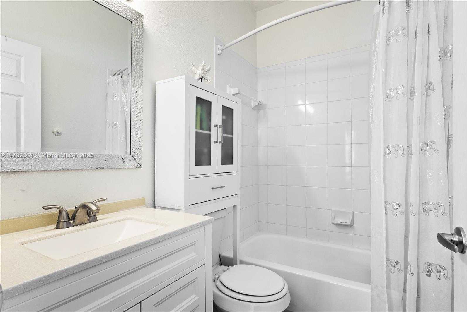 Small Image of 5640 NORTH WEST 115TH CT #204, Doral Number 18