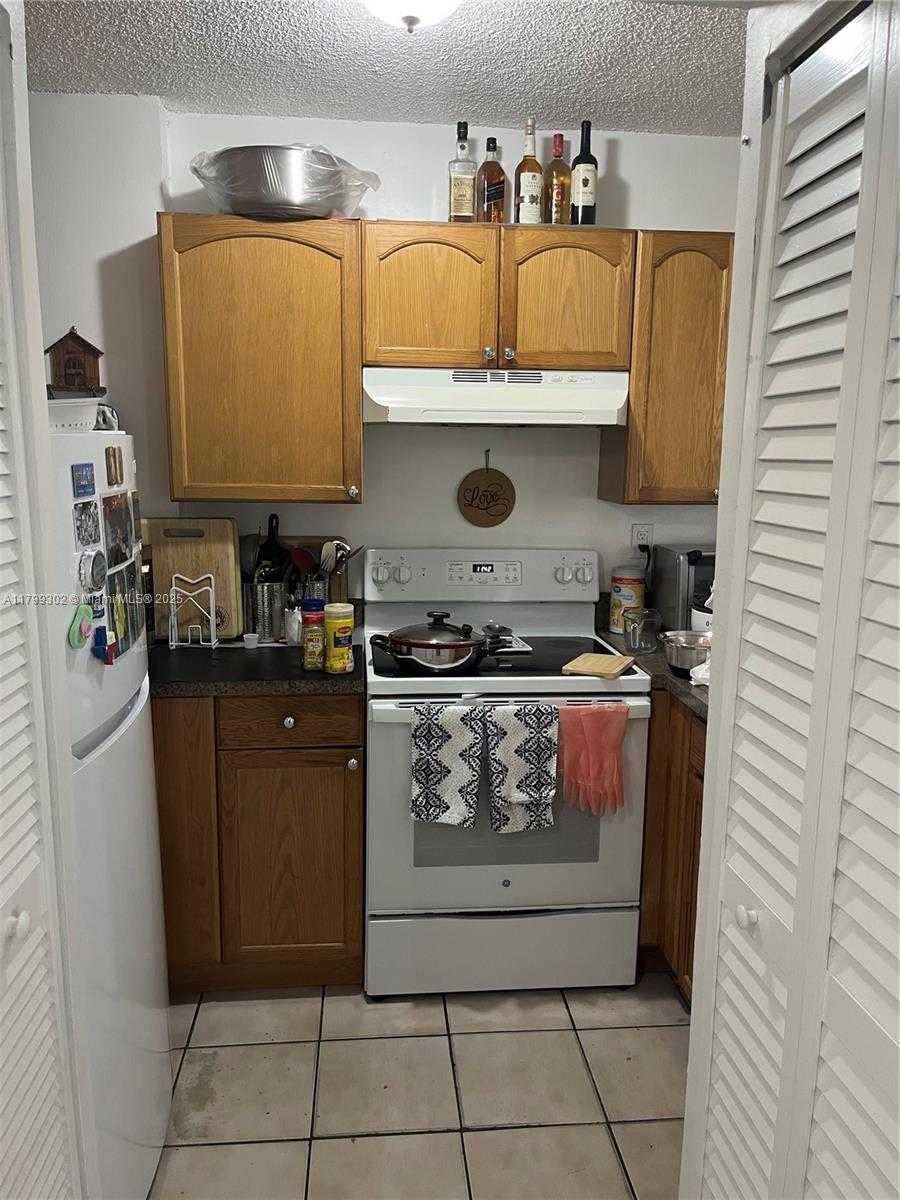 Small Image of 8145 NORTH WEST 7TH ST #211, Miami Number 4