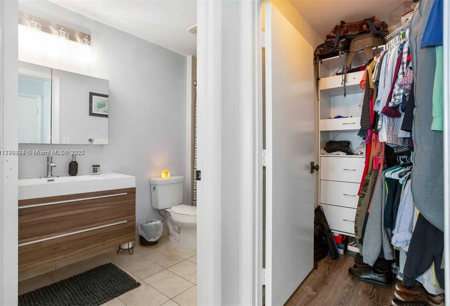 Small Image of 1900 NORTH BAYSHORE DR #2307, Miami Number 10