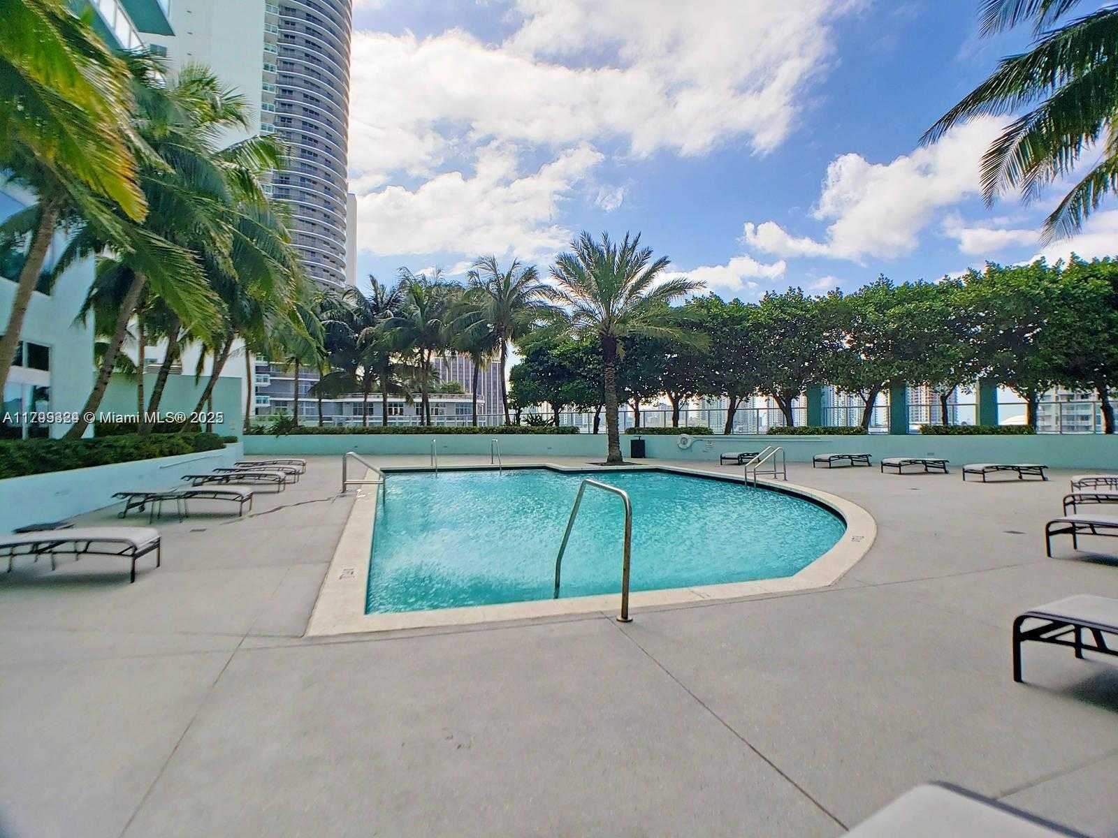 Small Image of 1900 NORTH BAYSHORE DR #2307, Miami Number 15