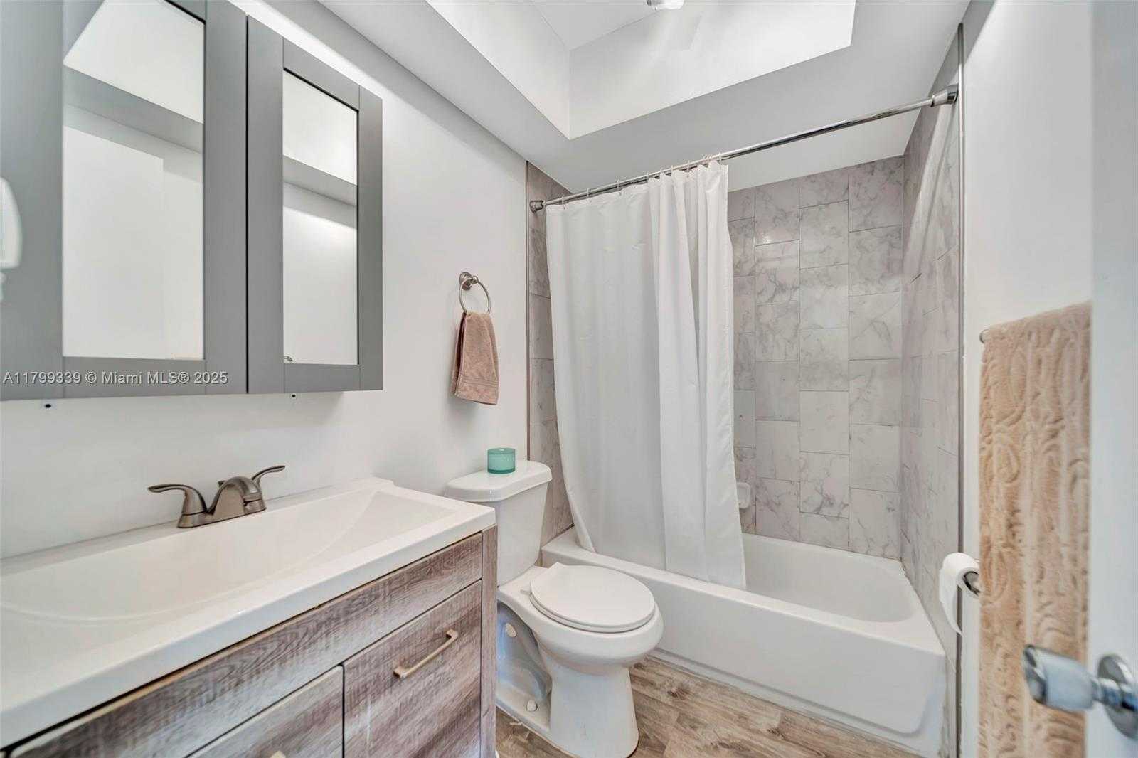 Small Image of 711 SOUTH EAST 7TH AVE #3, Pompano Beach Number 14