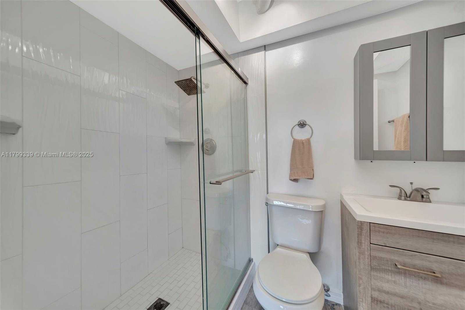 Small Image of 711 SOUTH EAST 7TH AVE #3, Pompano Beach Number 22