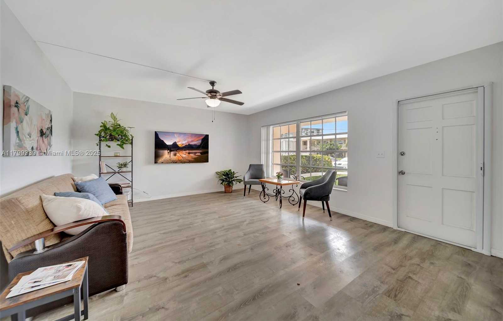 Small Image of 711 SOUTH EAST 7TH AVE #3, Pompano Beach Number 3