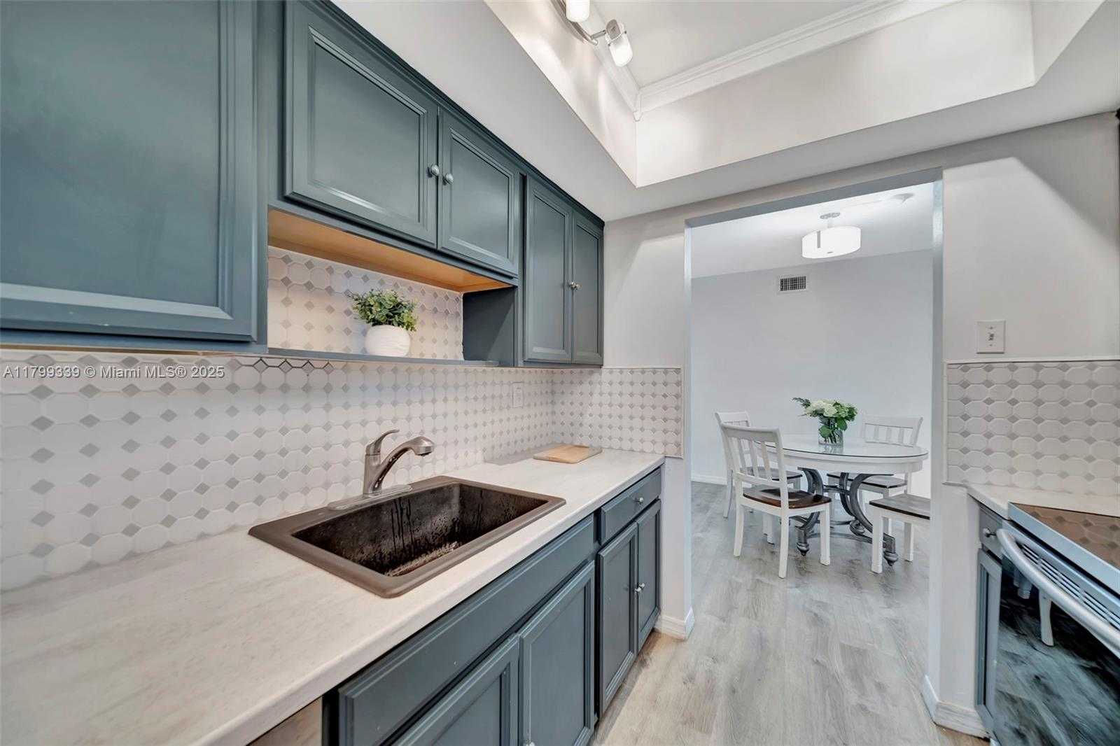 Small Image of 711 SOUTH EAST 7TH AVE #3, Pompano Beach Number 7
