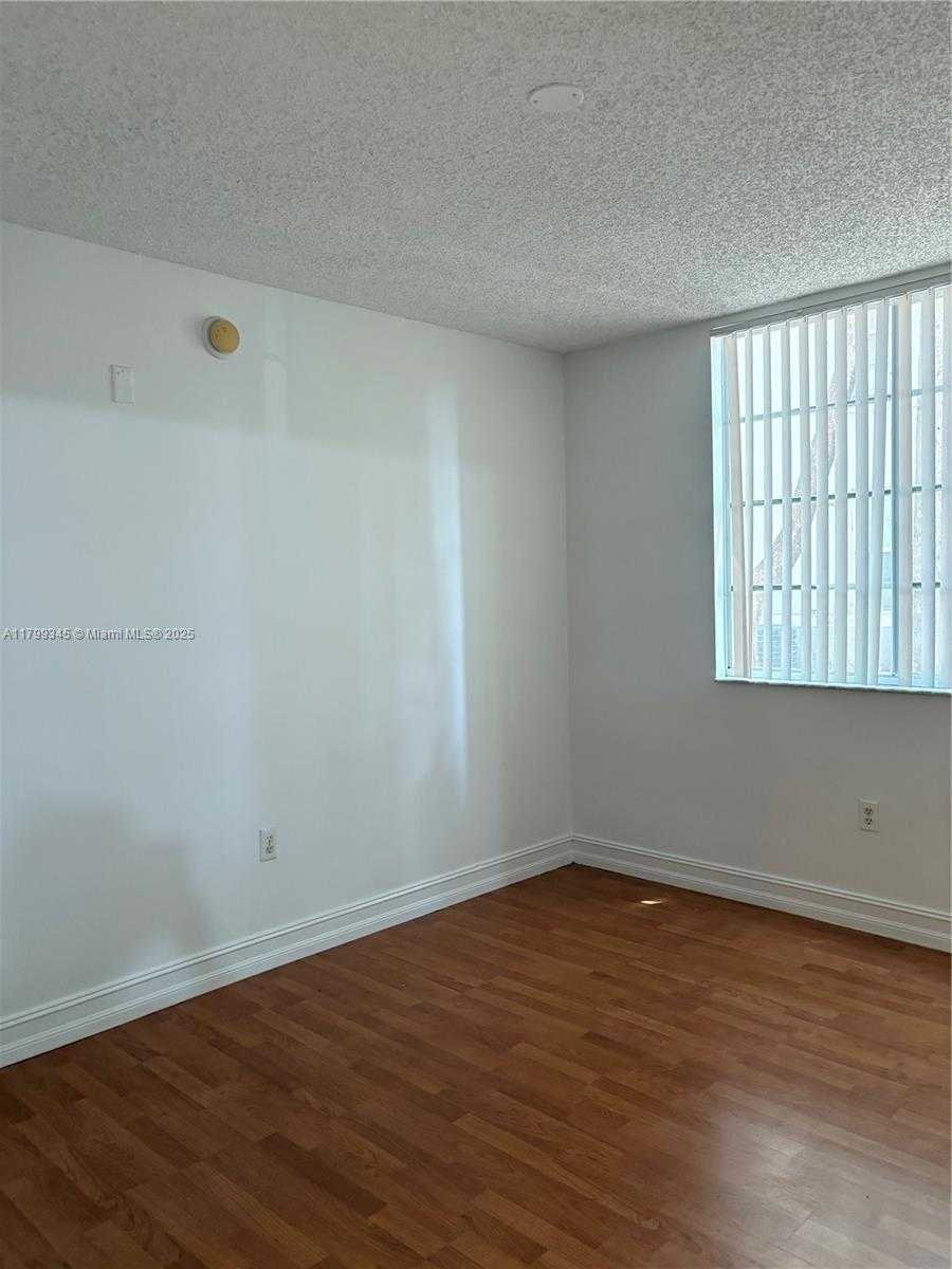 Small Image of 711 SOUTH WEST 111TH WAY #107, Pembroke Pines Number 17