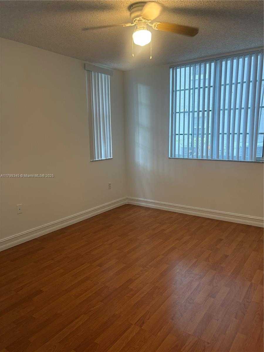 Small Image of 711 SOUTH WEST 111TH WAY #107, Pembroke Pines Number 29