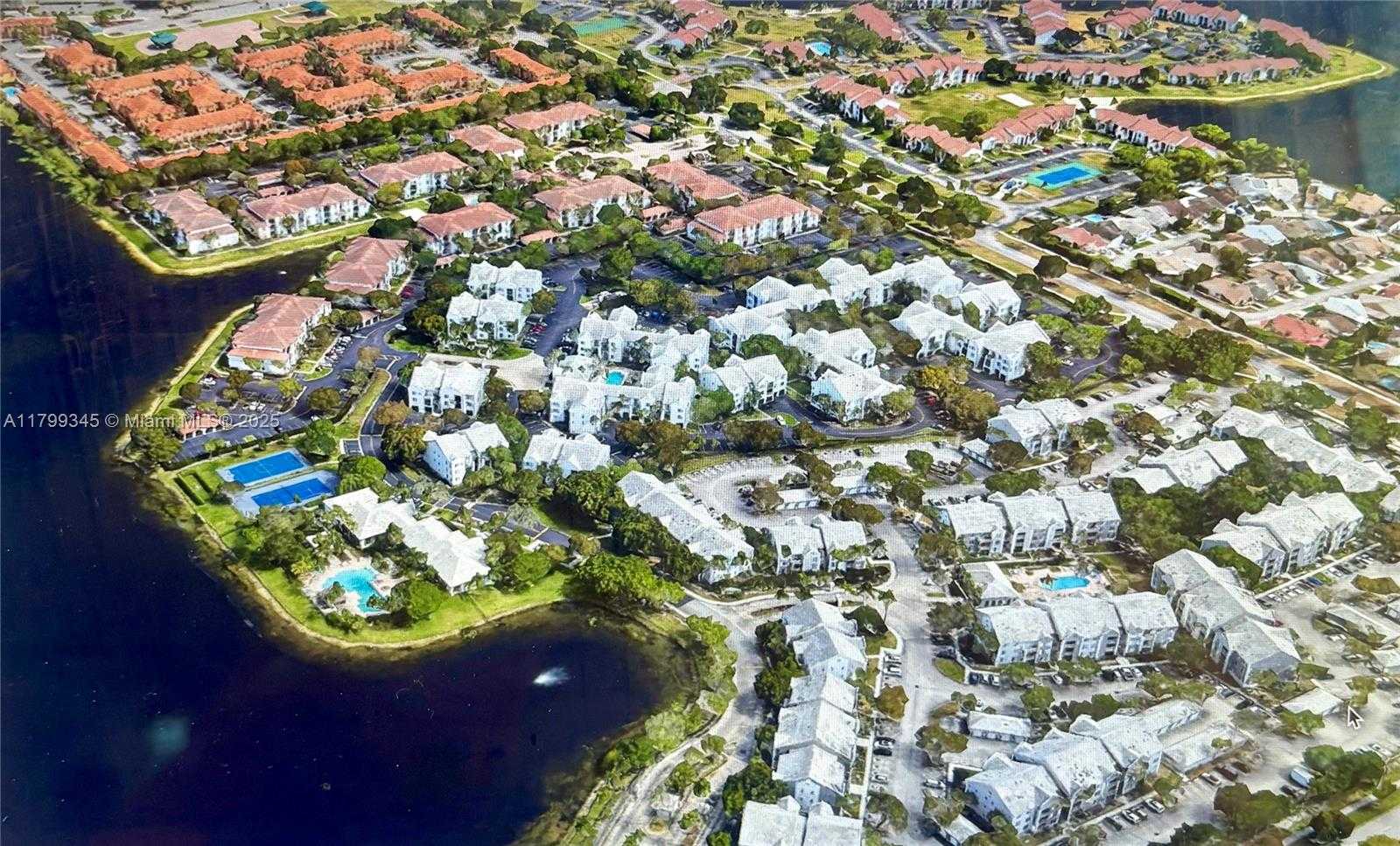 Small Image of 711 SOUTH WEST 111TH WAY #107, Pembroke Pines Number 3