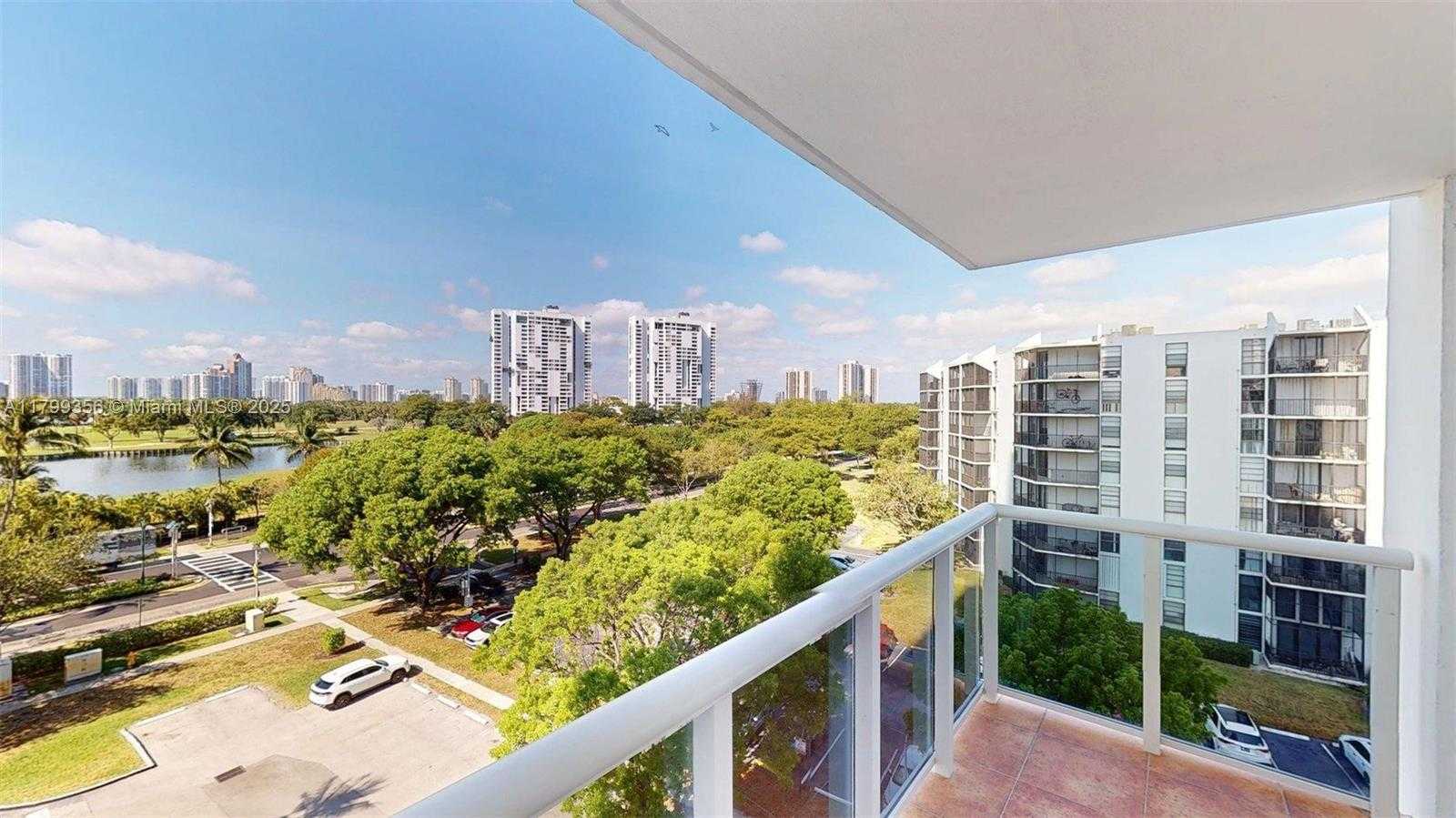 Small Image of 3625 NORTH COUNTRY CLUB DR #609, Aventura Number 26