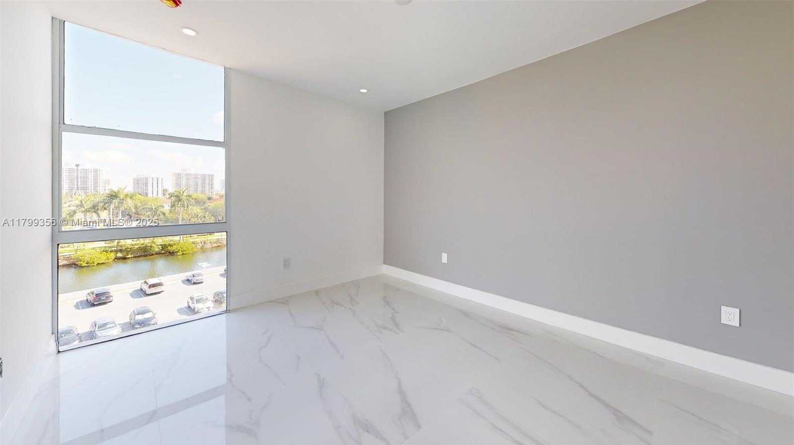 Small Image of 3625 NORTH COUNTRY CLUB DR #609, Aventura Number 29