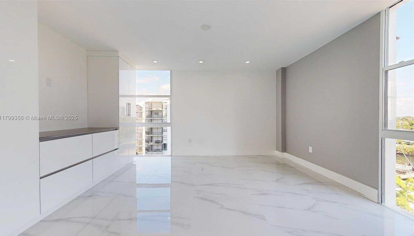 Small Image of 3625 NORTH COUNTRY CLUB DR #609, Aventura Number 38