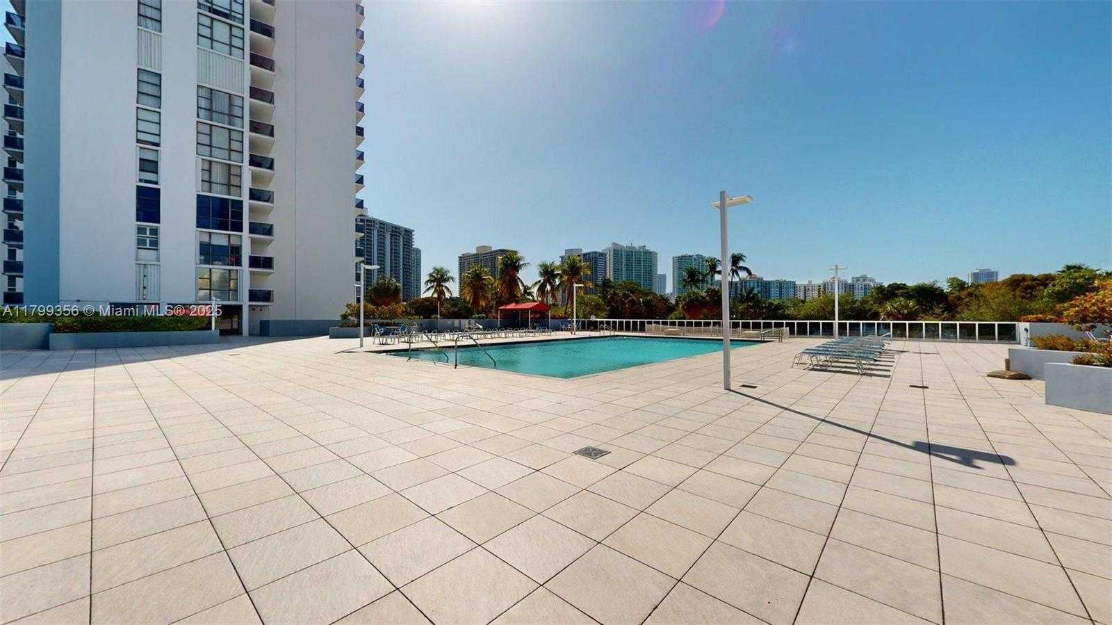 Small Image of 3625 NORTH COUNTRY CLUB DR #609, Aventura Number 61