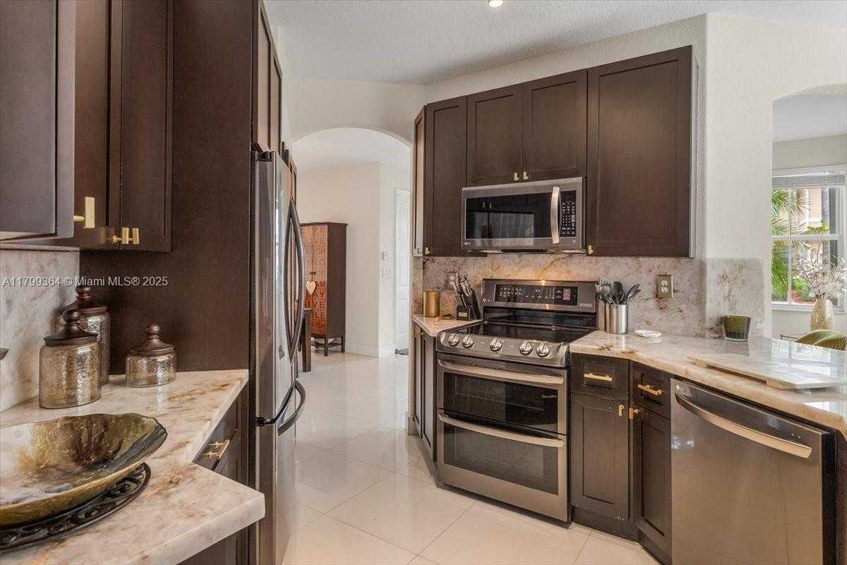 Small Image of 12367 SOUTH WEST 122ND ST, Miami Number 12