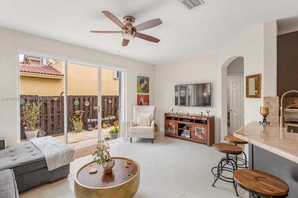 Small Image of 12367 SOUTH WEST 122ND ST, Miami Number 14
