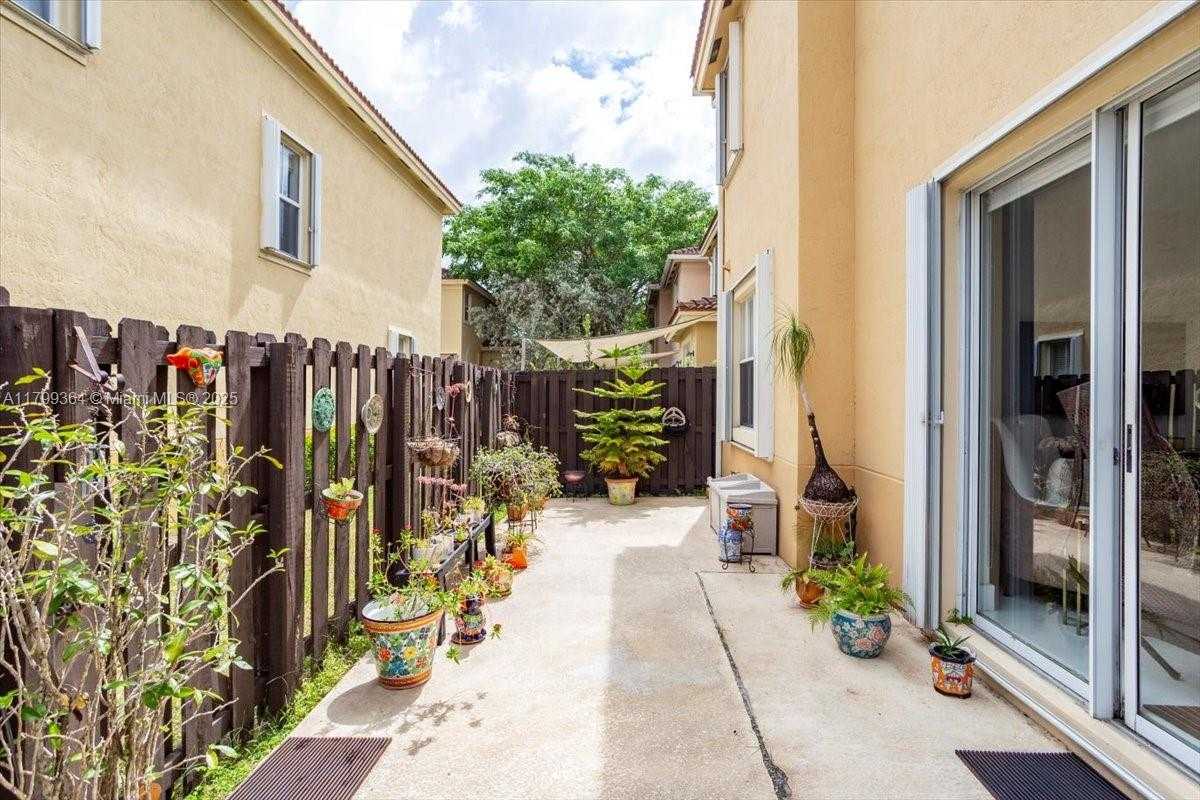 Small Image of 12367 SOUTH WEST 122ND ST, Miami Number 36
