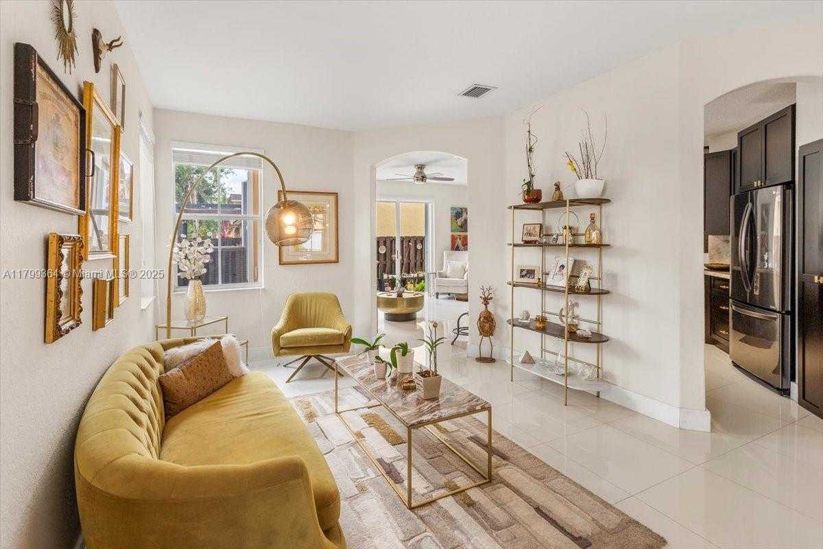 Small Image of 12367 SOUTH WEST 122ND ST, Miami Number 5