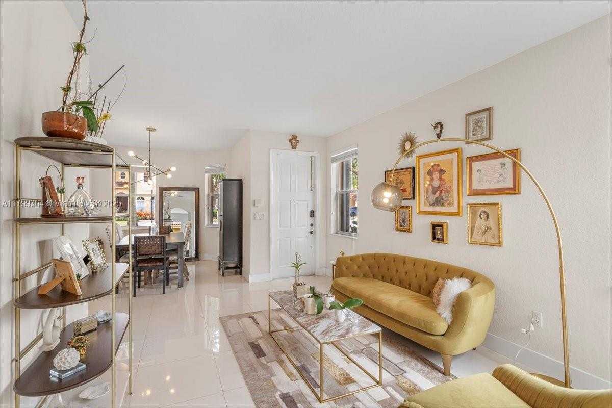 Small Image of 12367 SOUTH WEST 122ND ST, Miami Number 6