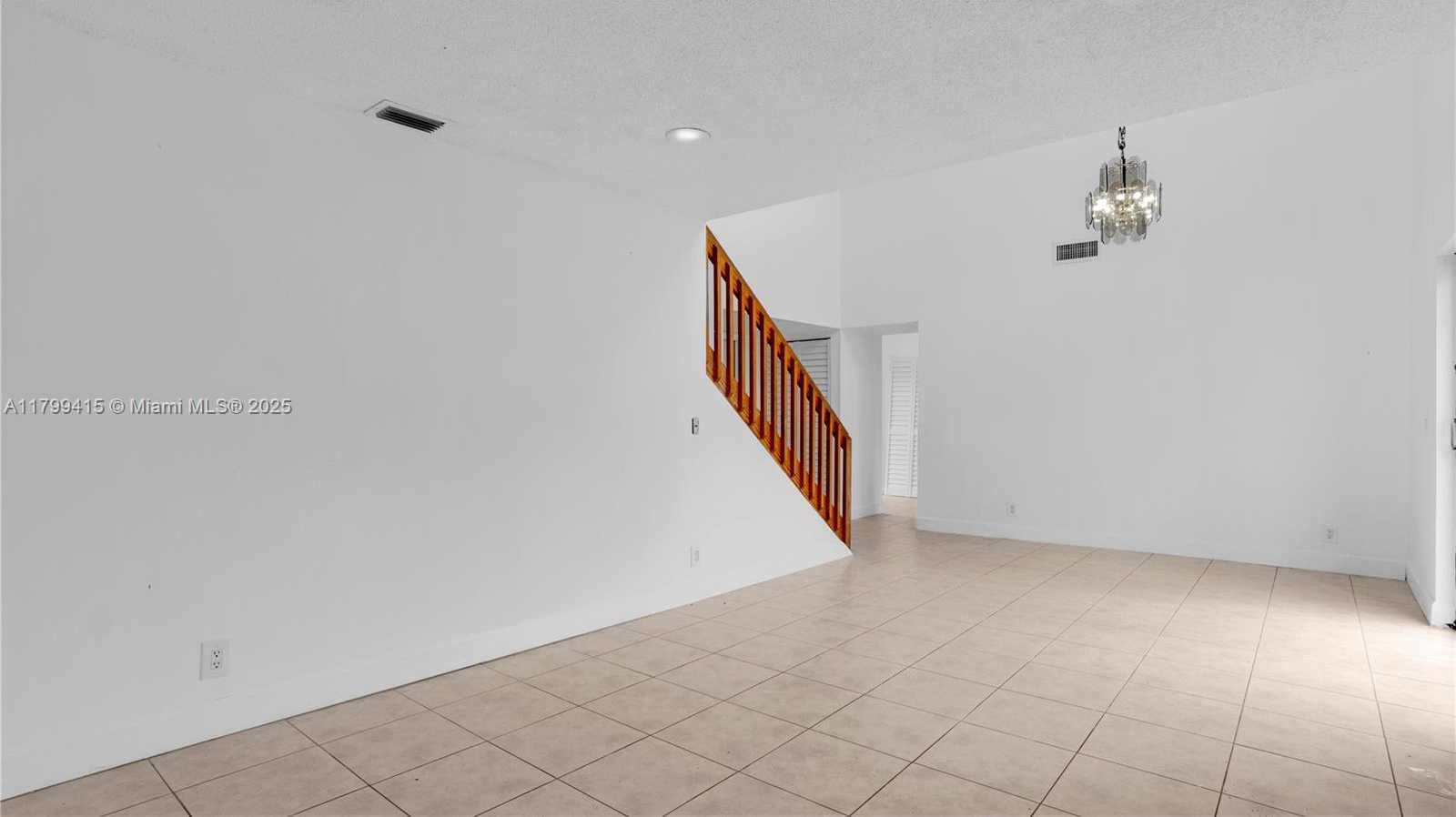 Small Image of 6460 NORTH WEST 170 TH TER, Hialeah Number 13