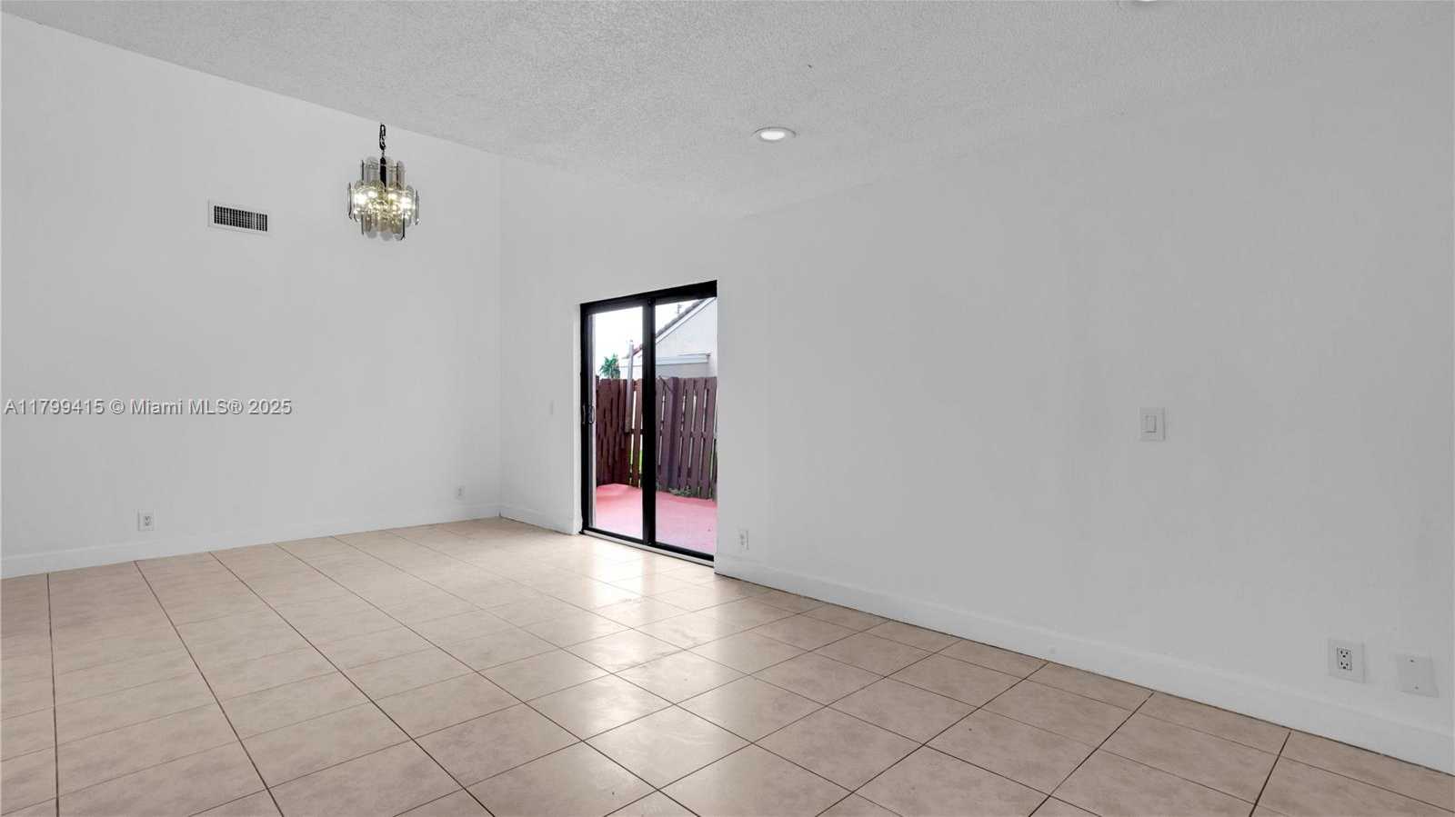 Small Image of 6460 NORTH WEST 170 TH TER, Hialeah Number 14