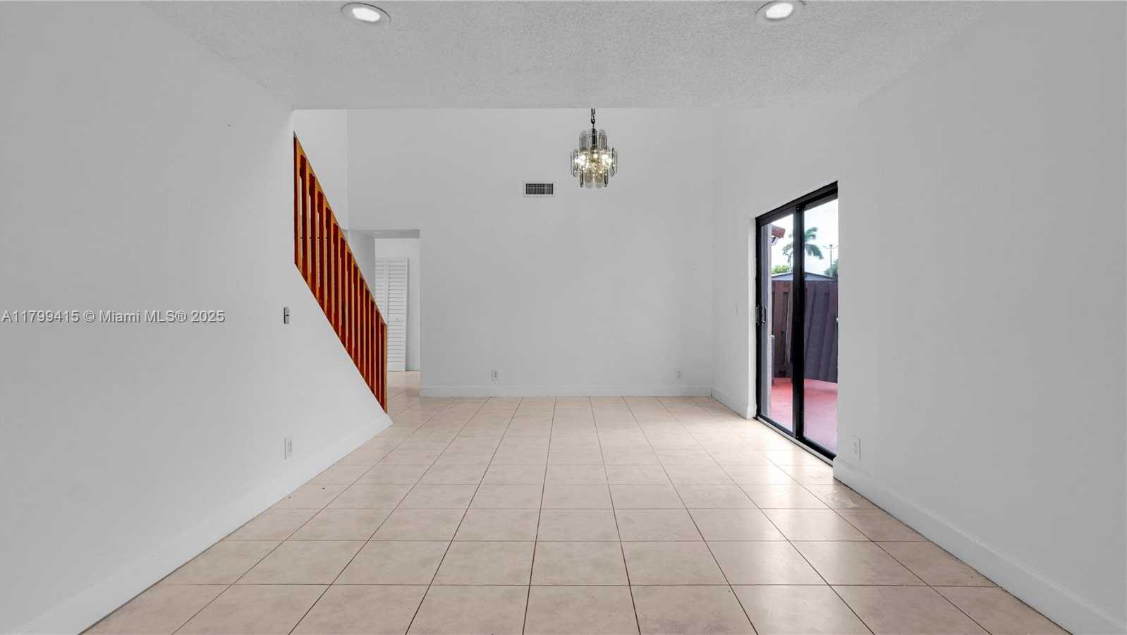 Small Image of 6460 NORTH WEST 170 TH TER, Hialeah Number 15