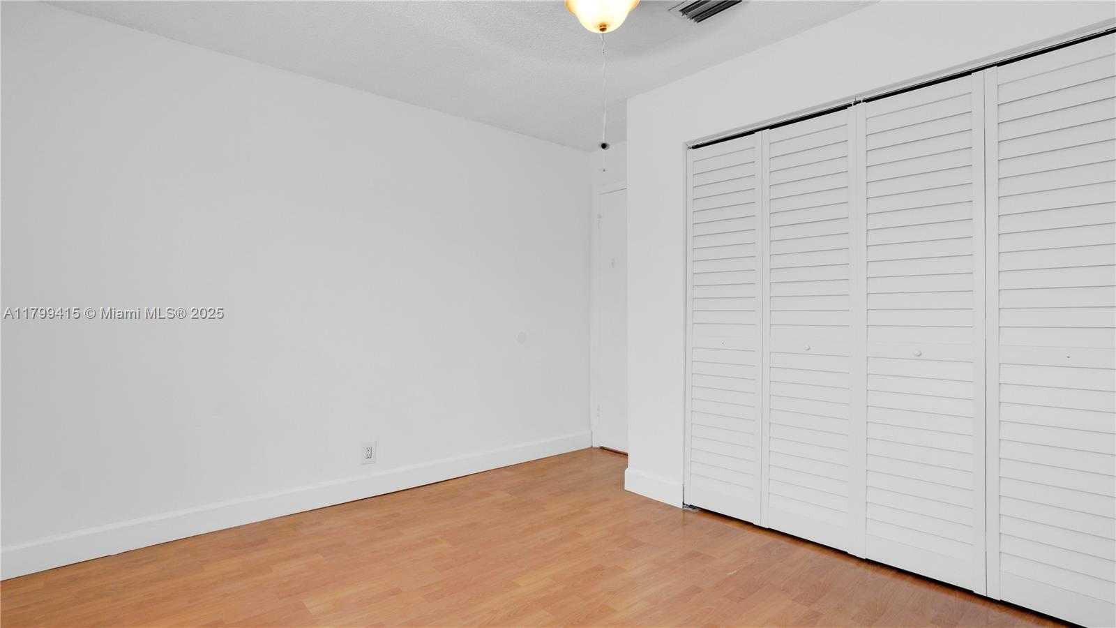 Small Image of 6460 NORTH WEST 170 TH TER, Hialeah Number 27