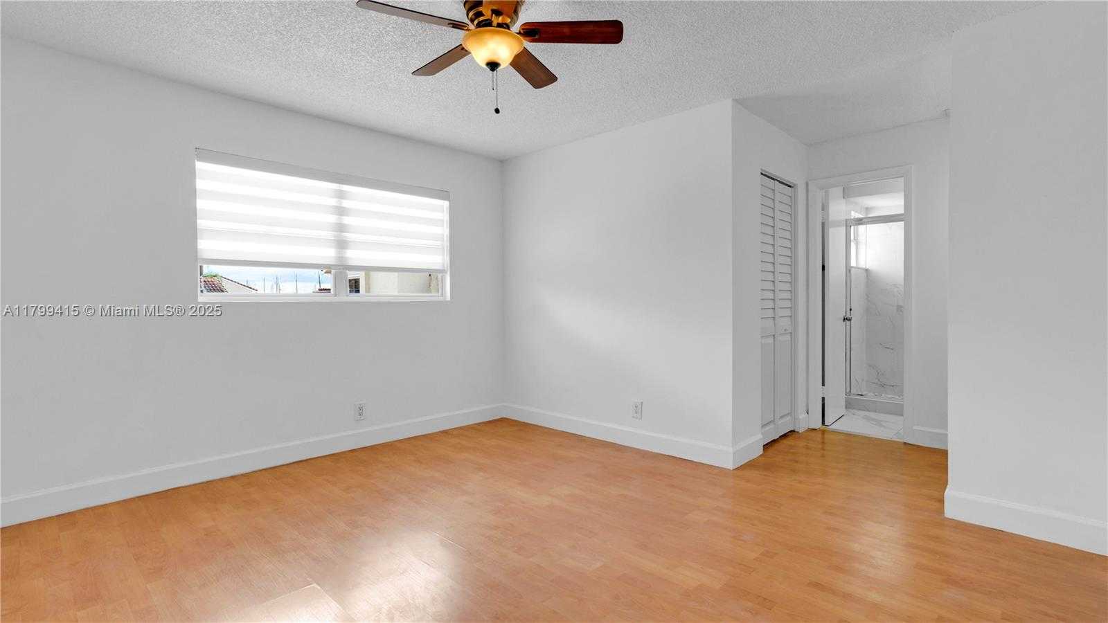 Small Image of 6460 NORTH WEST 170 TH TER, Hialeah Number 30