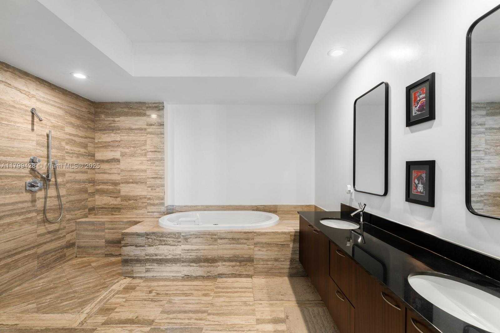 Small Image of 15901 COLLINS AVE #1207, Sunny Isles Beach Number 13