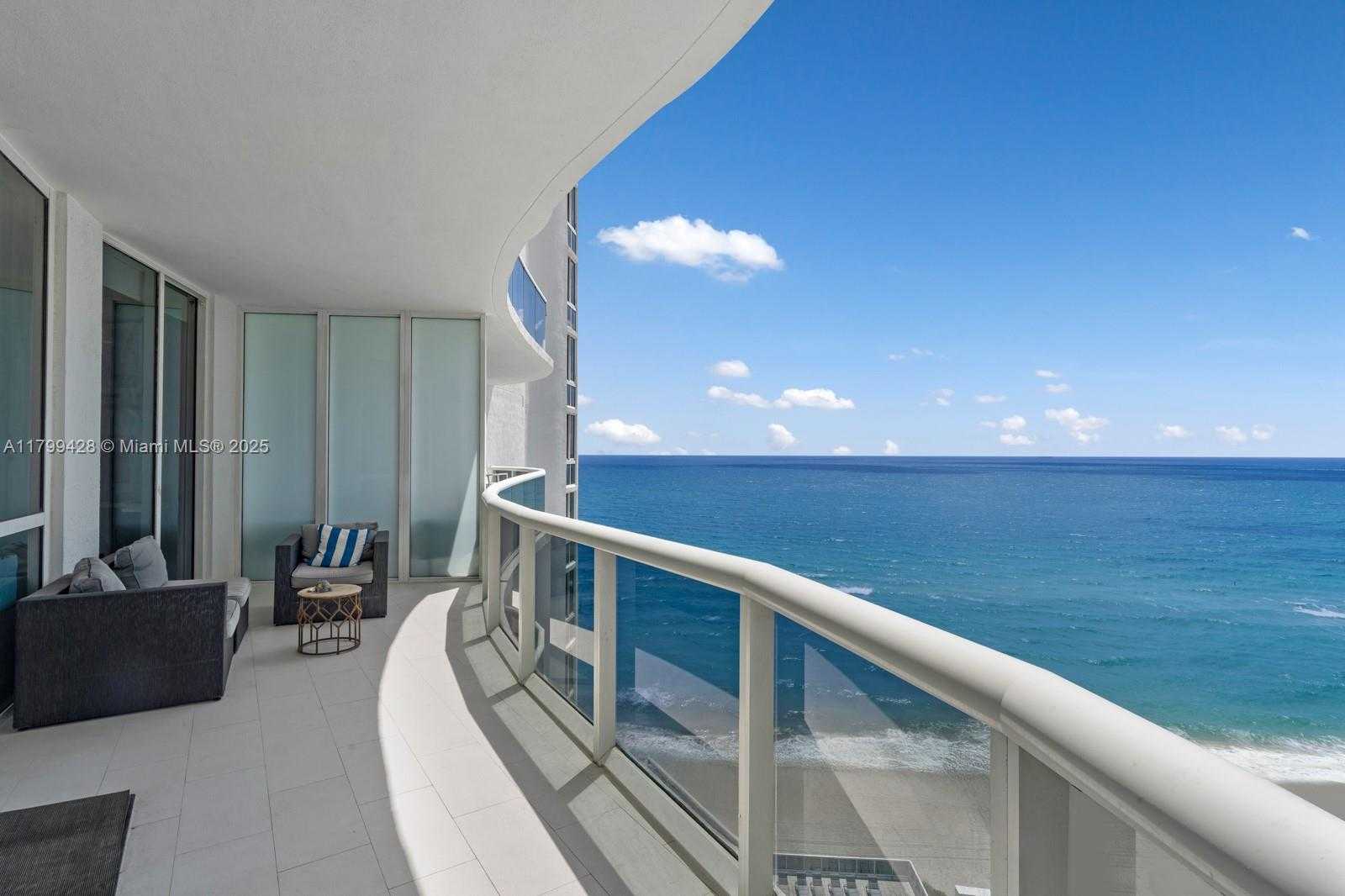 Small Image of 15901 COLLINS AVE #1207, Sunny Isles Beach Number 7