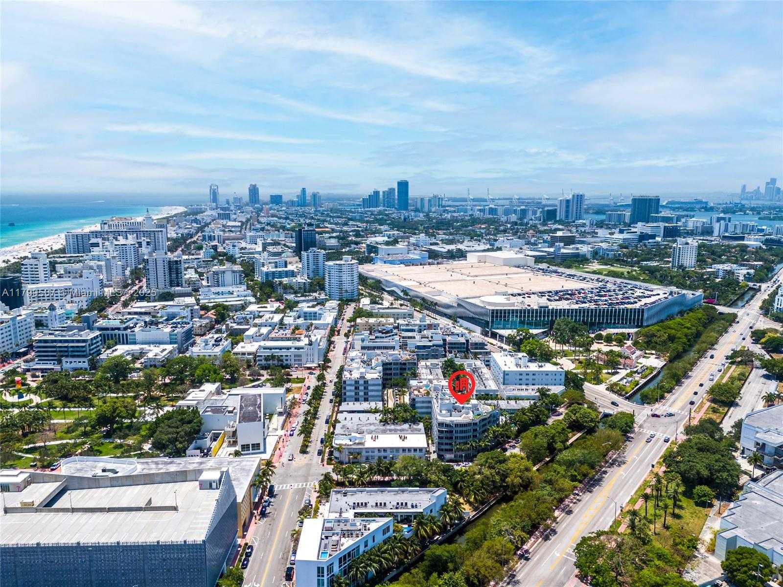 Small Image of 2155 WASHINGTON #401, Miami Beach Number 19