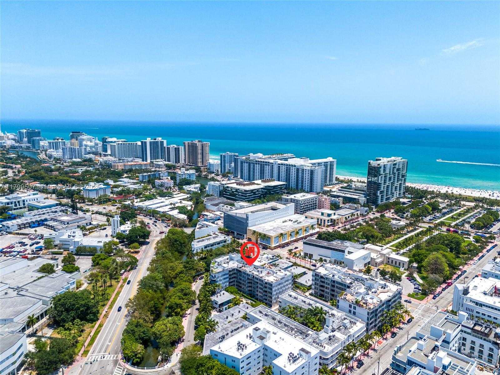 Small Image of 2155 WASHINGTON #401, Miami Beach Number 25