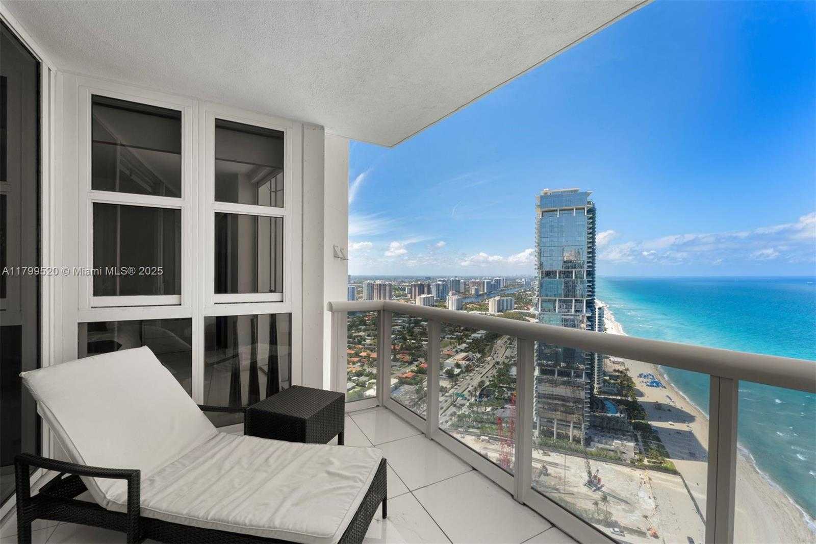 Small Image of 18201 COLLINS AVE #5206, Sunny Isles Beach Number 27