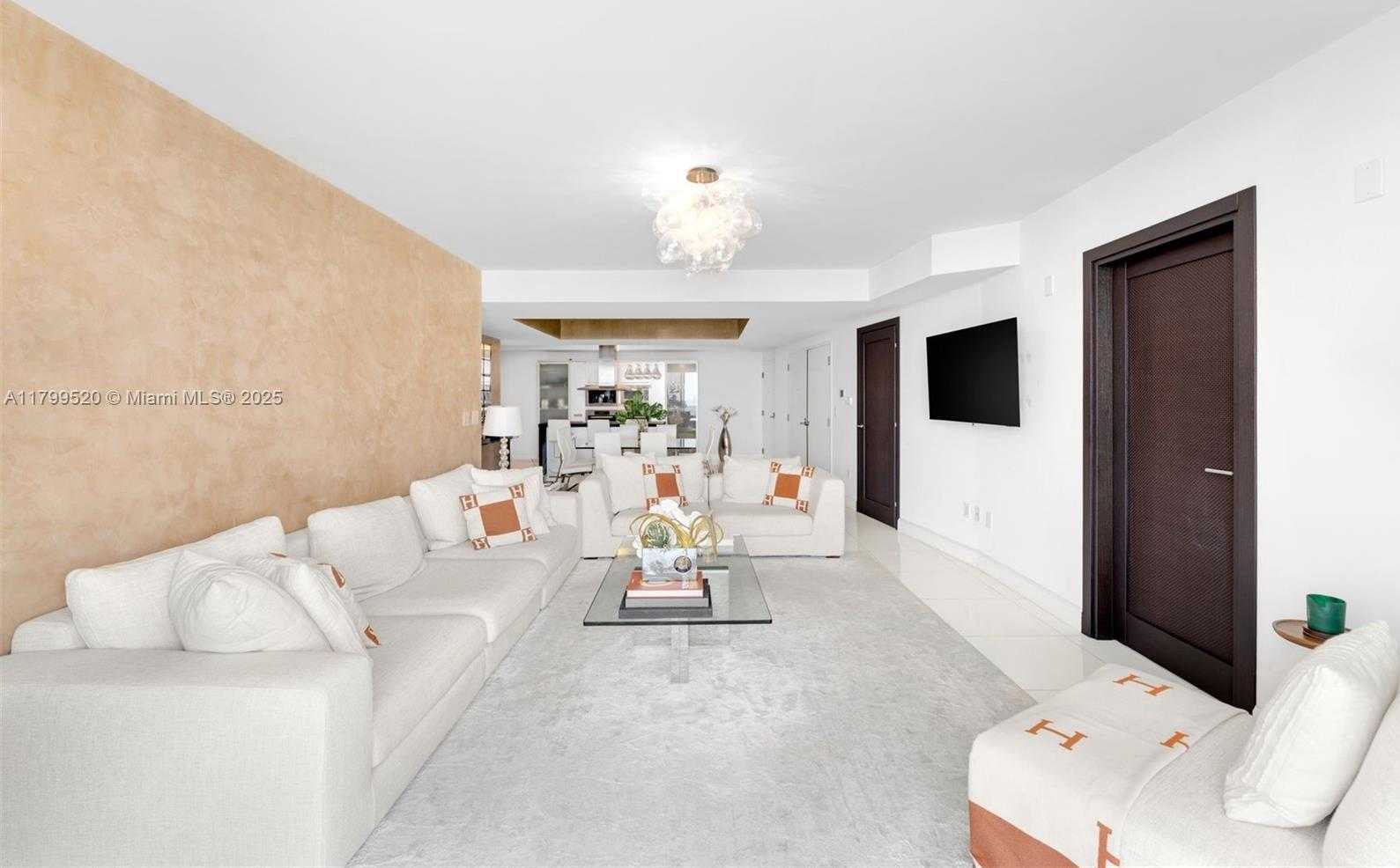 Small Image of 18201 COLLINS AVE #5206, Sunny Isles Beach Number 3
