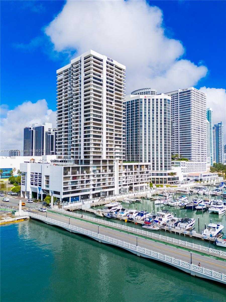 Small Image of 555 NE 15th St, Miami, FL 33132, USA Number 19