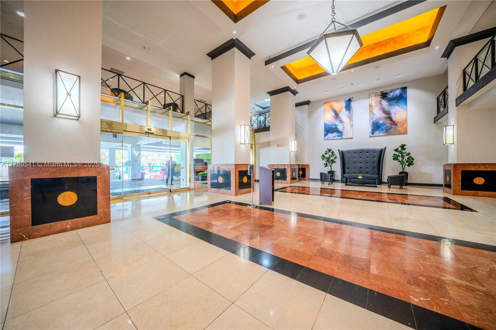 Small Image of 555 NE 15th St, Miami, FL 33132, USA Number 22
