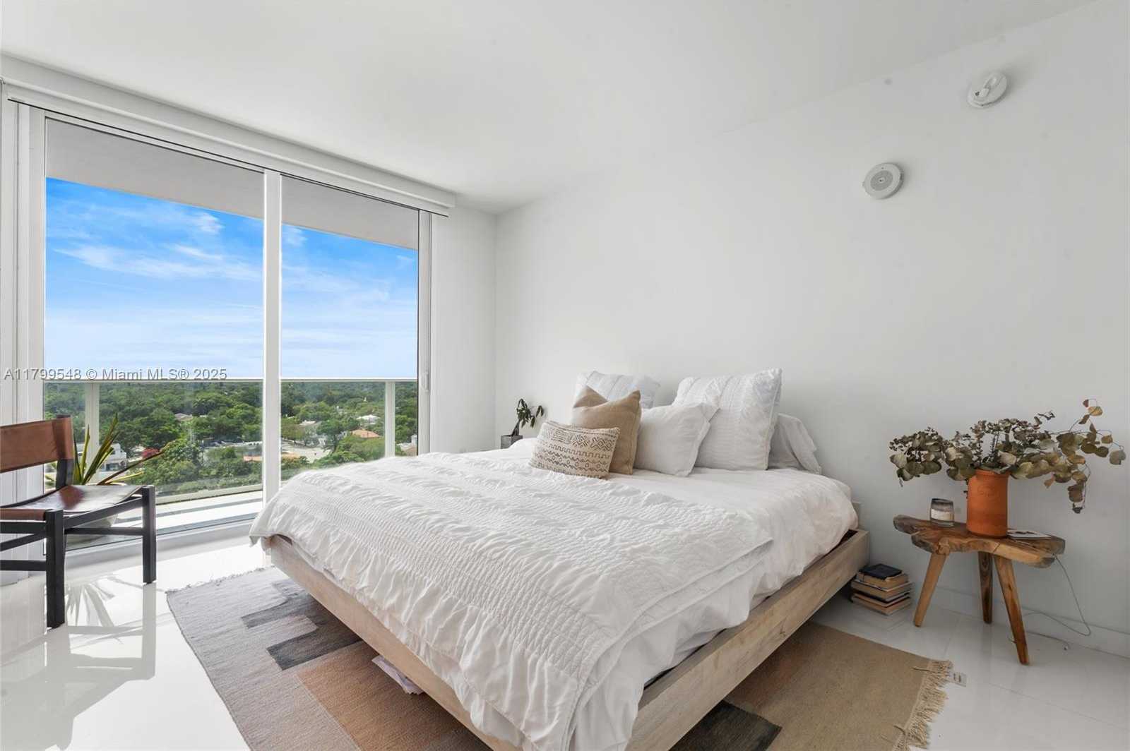 Small Image of 4250 BISCAYNE BLVD #1112, Miami Number 9