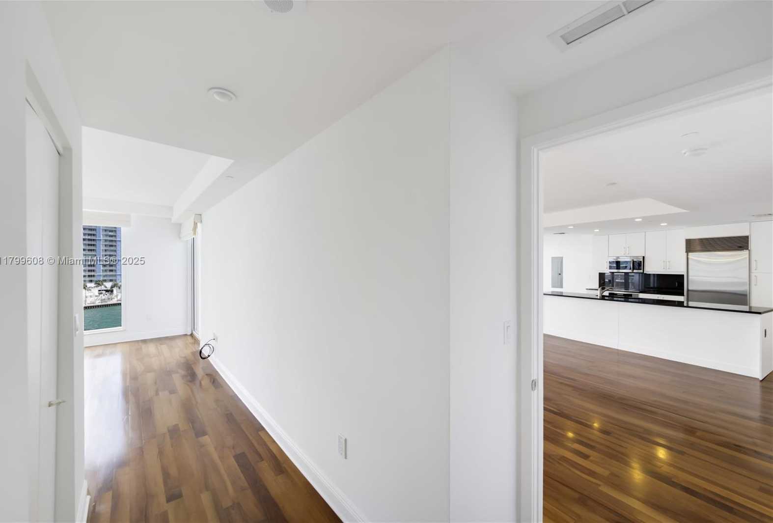 Small Image of 901 BRICKELL KEY BLVD #607, Miami Number 15