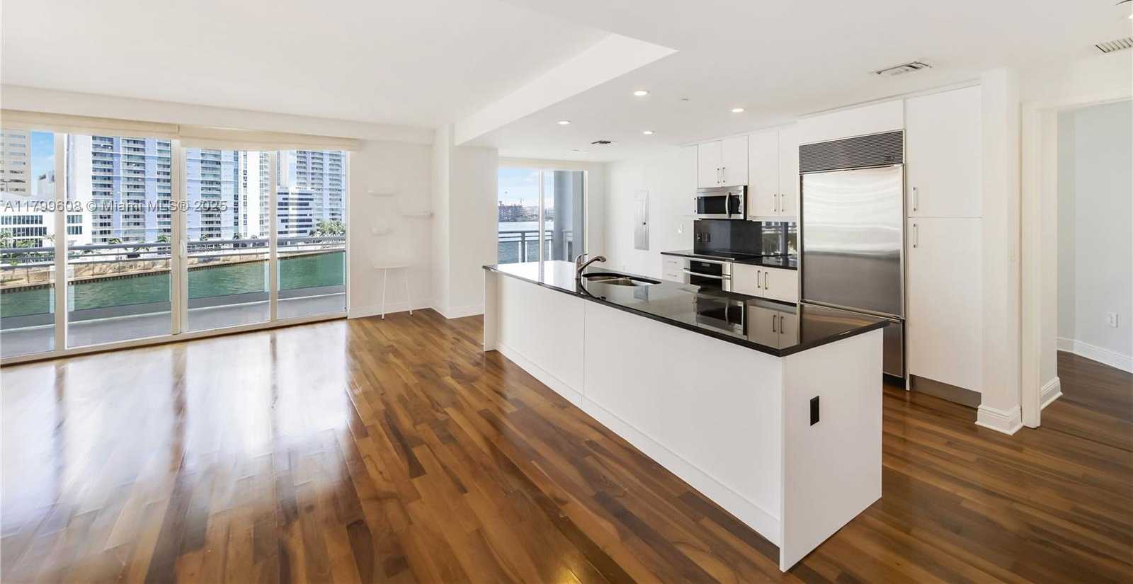 Small Image of 901 BRICKELL KEY BLVD #607, Miami Number 2