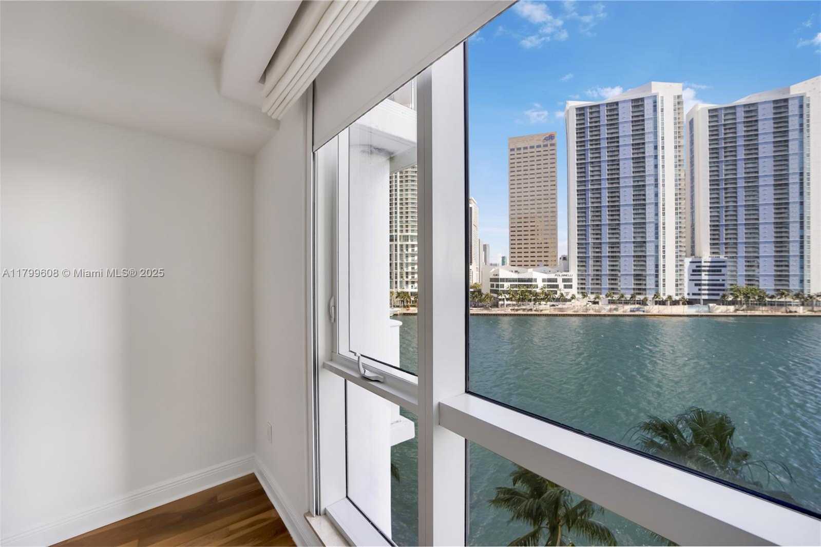 Small Image of 901 BRICKELL KEY BLVD #607, Miami Number 21