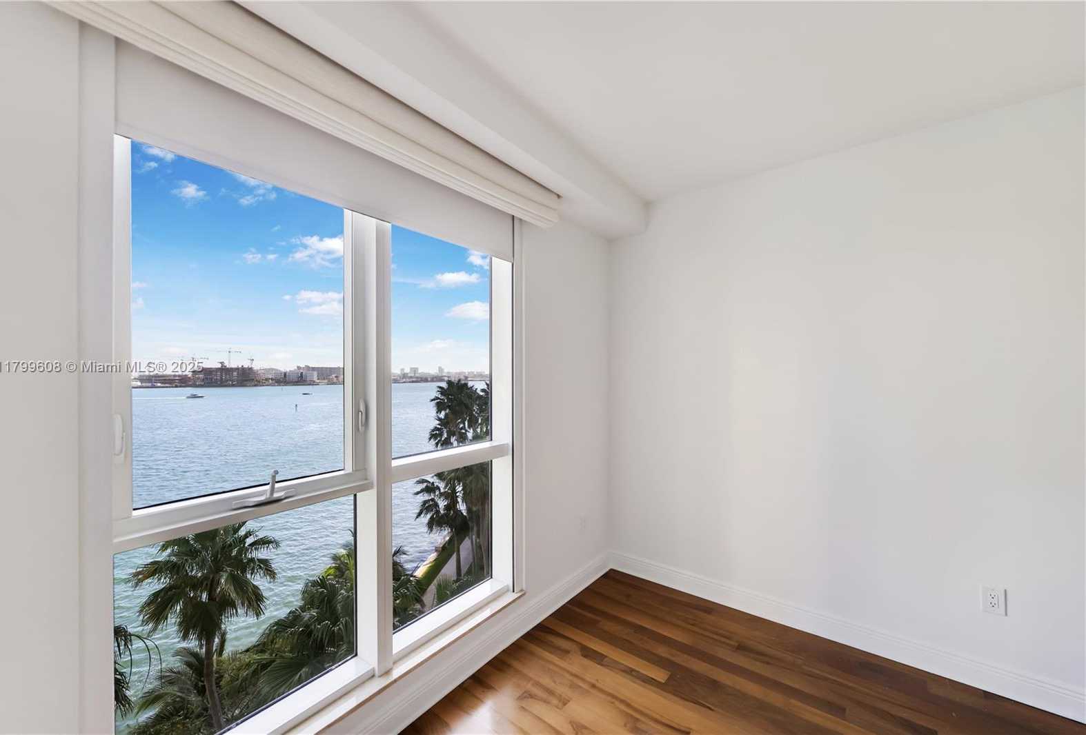 Small Image of 901 BRICKELL KEY BLVD #607, Miami Number 33