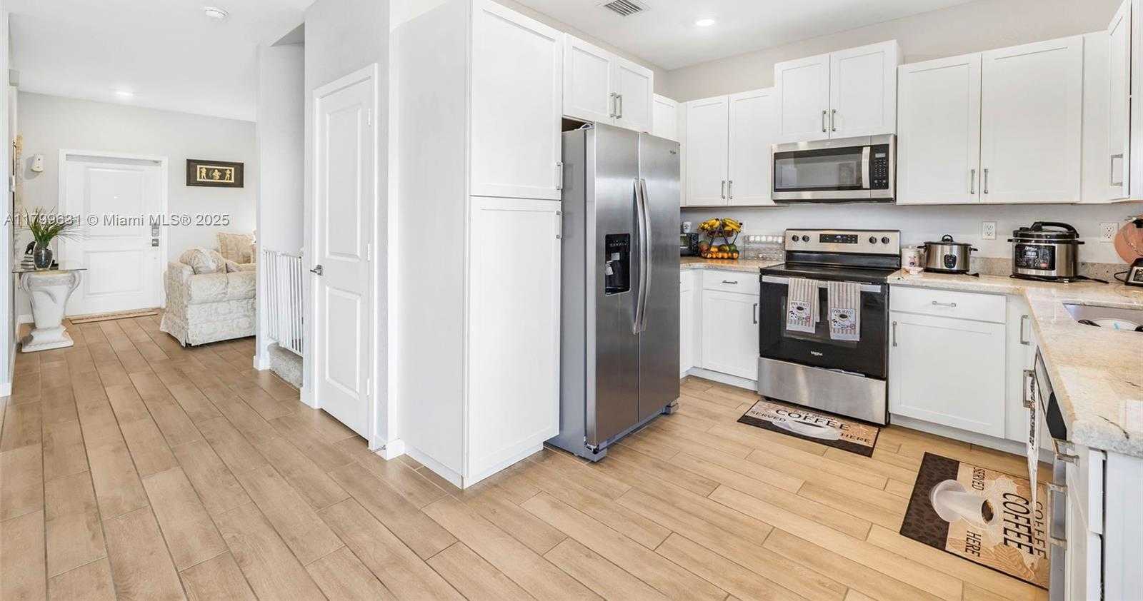 Small Image of 1176 SOUTH EAST 23RD AVE, Homestead Number 11