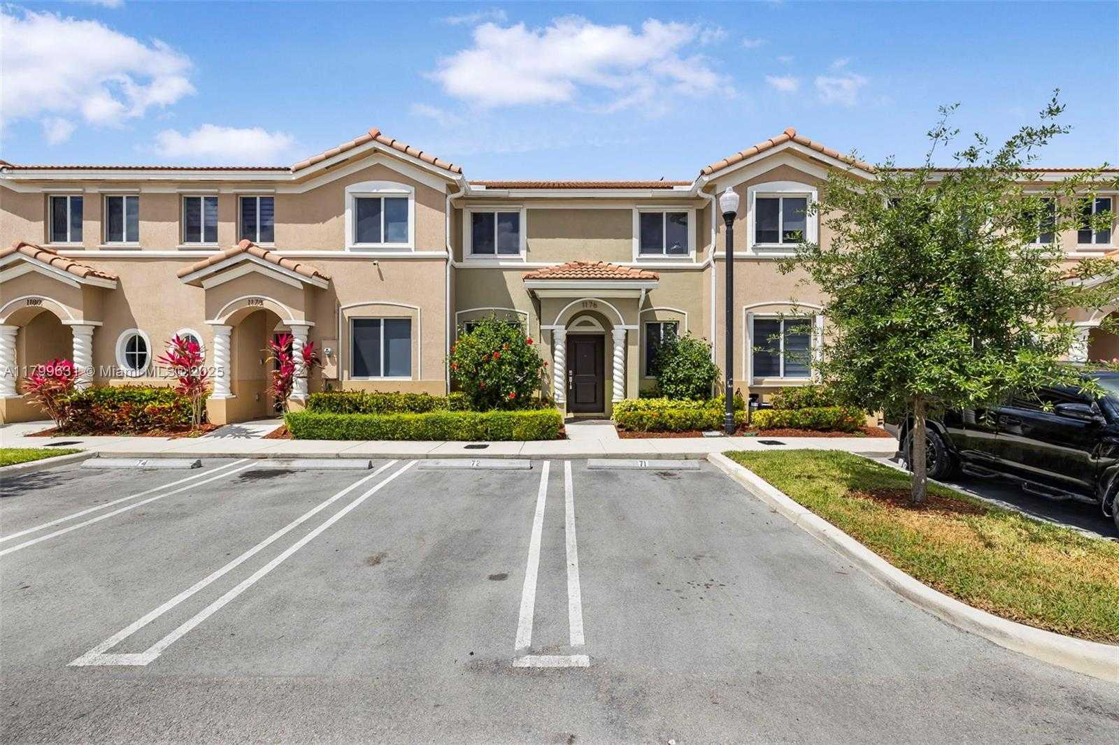 Small Image of 1176 SOUTH EAST 23RD AVE, Homestead Number 2