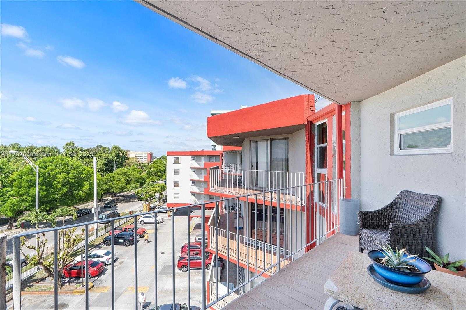 Small Image of 1750 WEST 46TH ST #528, Hialeah Number 23