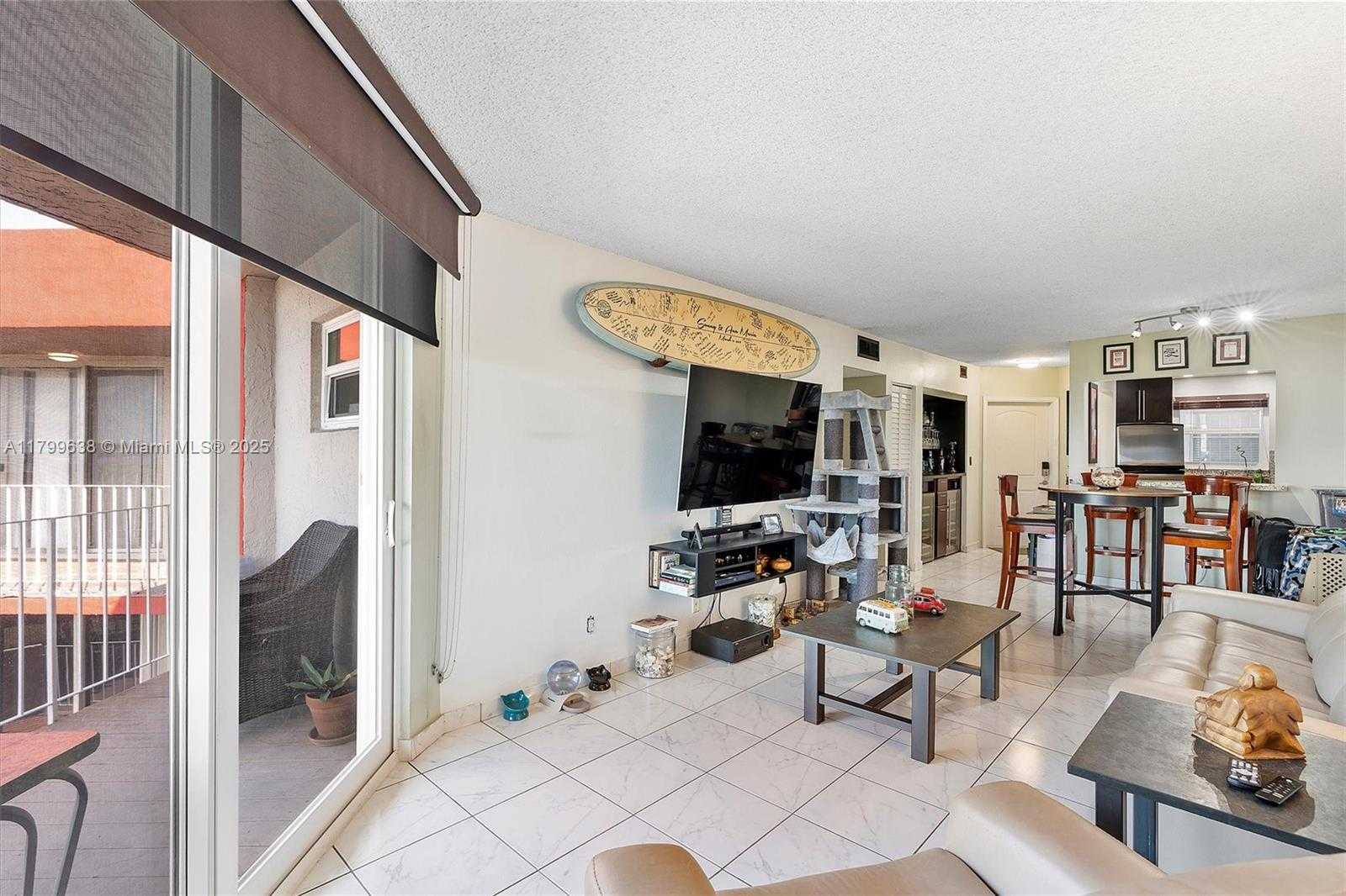 Small Image of 1750 WEST 46TH ST #528, Hialeah Number 7